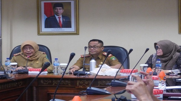 Dinas-Ketahanan-Pangan-Maluku-Sosialisasi-Penerbitan-Health-Certificate-Komoditi-Pala (1)
